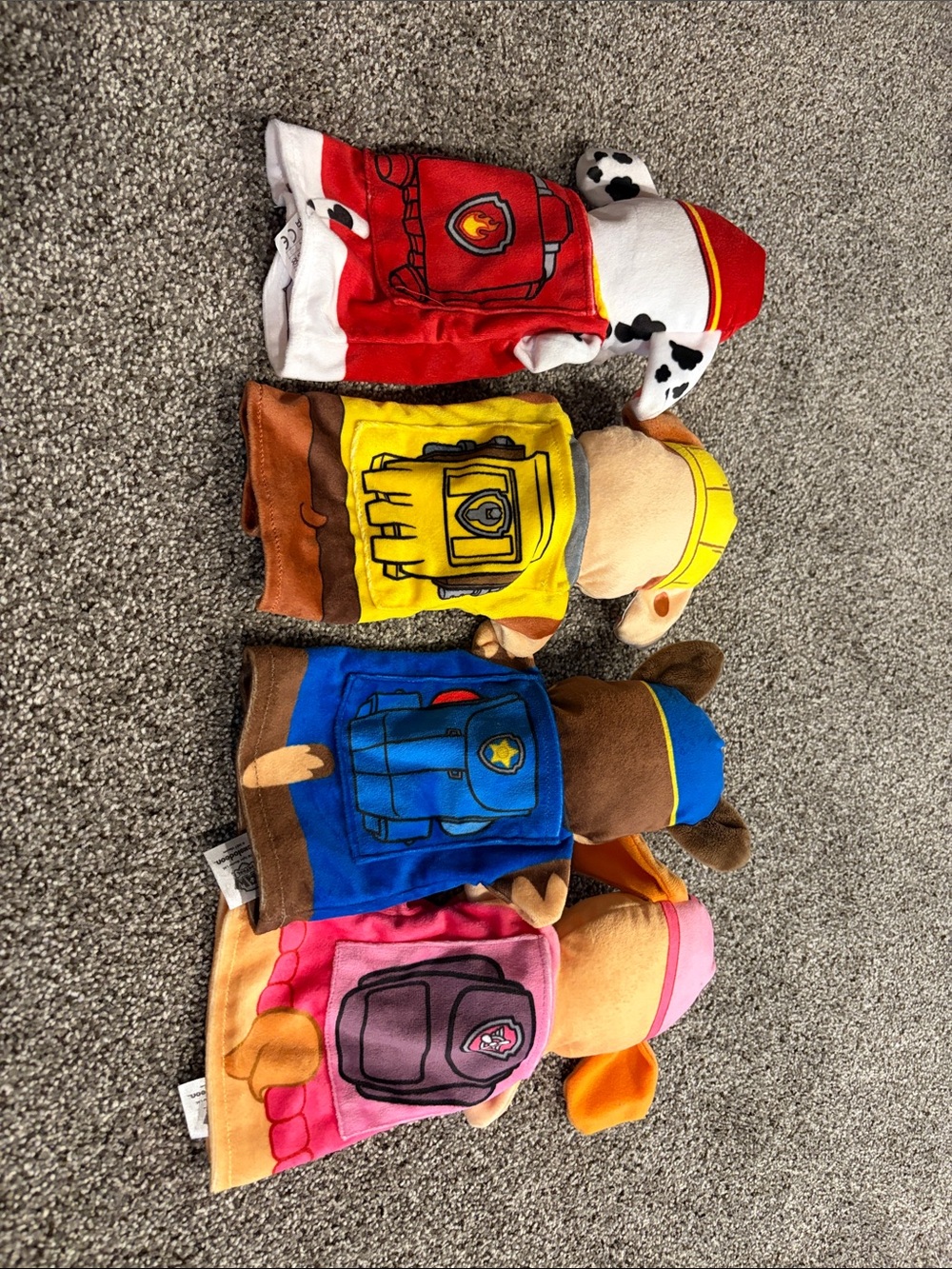 Melissa & Doug paw patrol soft hand puppet - Picture 2 of 2
